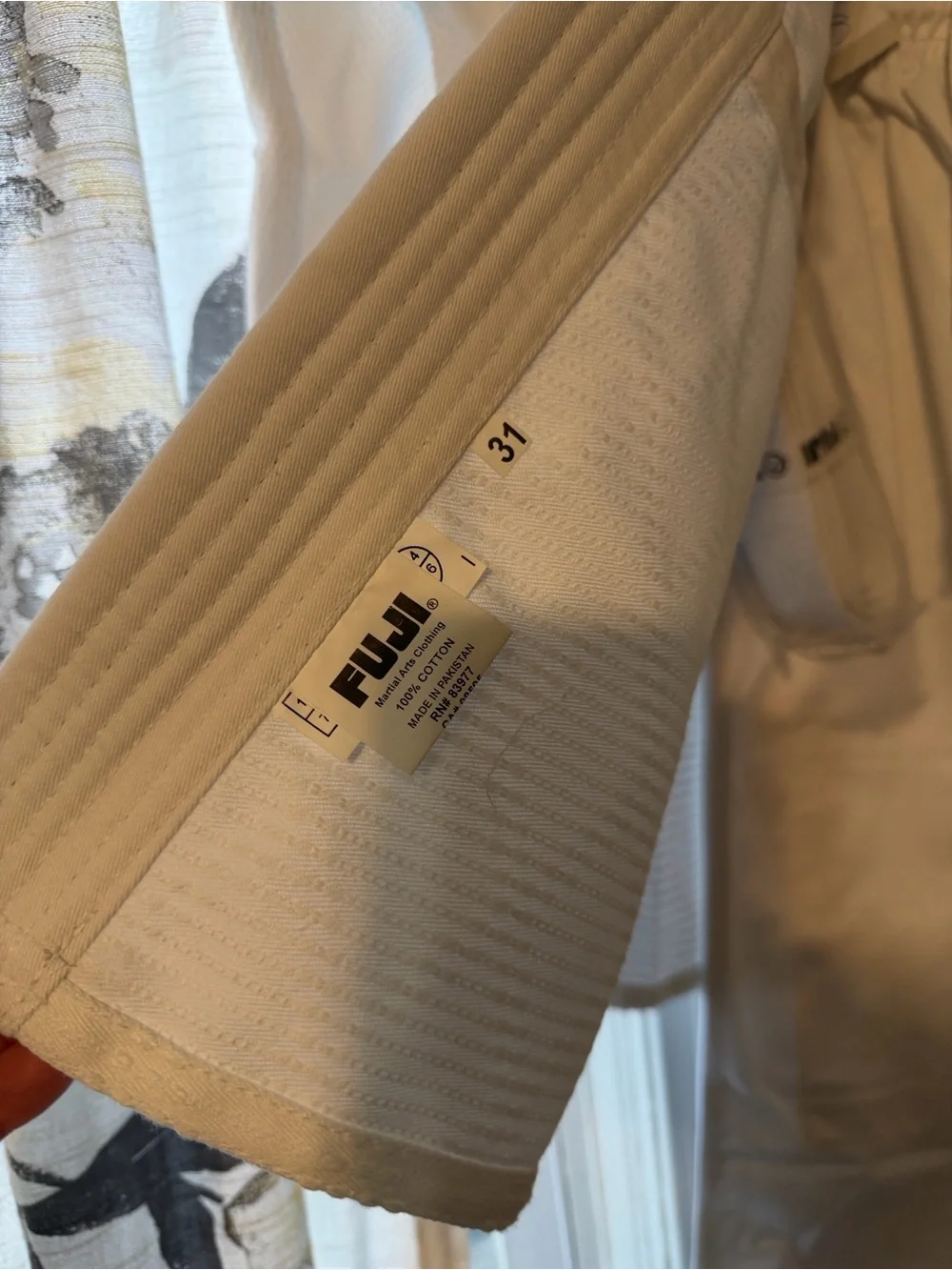 Kids White Judo Gi Matching Set  It can be used for 7 to 10 years. New